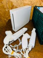 Nintendo Wii inclusief toebehoren (2 beschikbaar), Ophalen, A, A, A