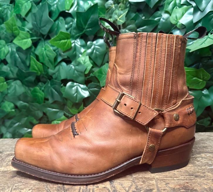 Bijna Nieuwe stoere  boots van Sendra maat 43, Kleding | Heren, Schoenen, Zo goed als nieuw, Boots, Bruin, Ophalen of Verzenden