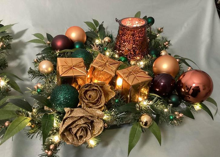 Prachtige kerststuk groen brons met verlichting 60x60 cm, Diversen, Kerst, Nieuw, Ophalen of Verzenden