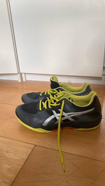 Aaics zaal schoenen beschikbaar voor biedingen