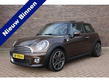 MINI Mini 1.6 One Red Hot, bruin metallic, panoramadak, 17"  beschikbaar voor biedingen