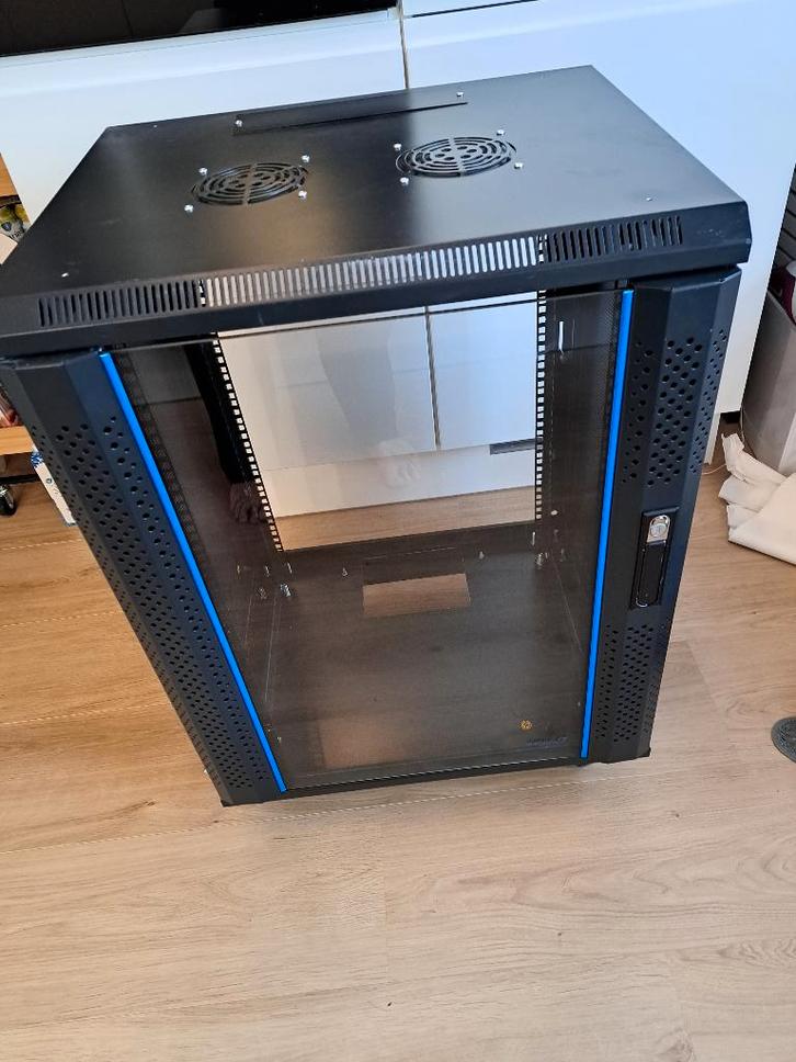 Alfaco patchkast 12 U, Computers en Software, Serverkasten, Zo goed als nieuw, Glas, Ophalen