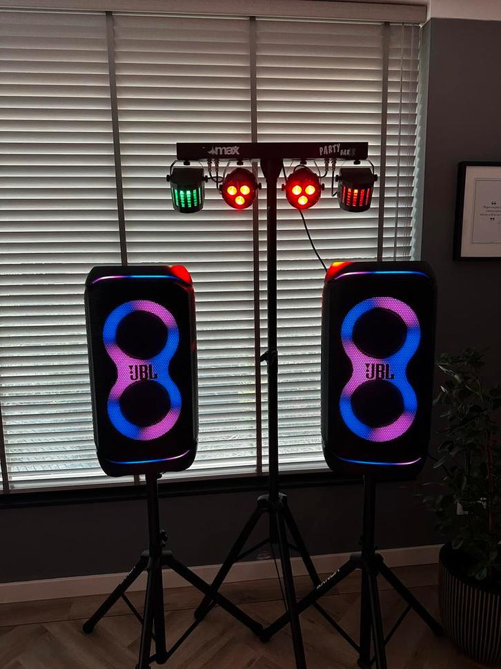 Verhuur JBL Partybox & Feestverlichting te huur, Hobby en Vrije tijd, Feestartikelen | Verhuur, Ophalen of Verzenden