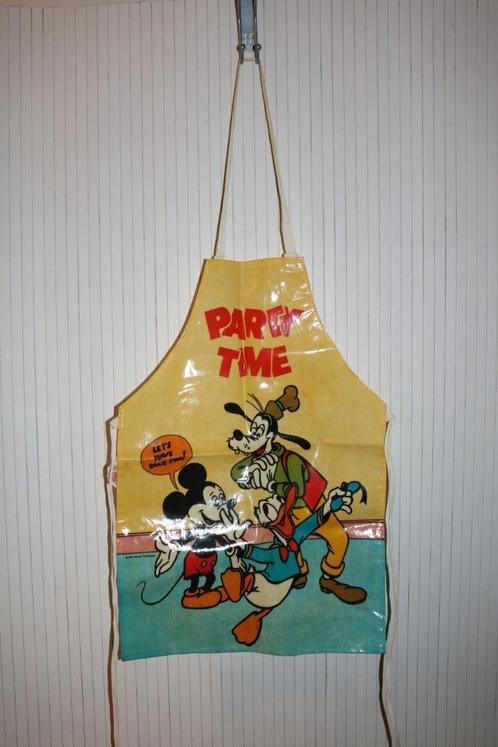 Mickey Mouse Donald Duck Goofy schort kinderschort Sari, Verzamelen, Disney, Zo goed als nieuw, Kleding of Textiel, Mickey Mouse