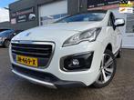Peugeot 3008 1.2 PureTech Allure van 2de Eig met panoramadak, Auto's, Peugeot, Voorwielaandrijving, 1199 cc, Leder en Stof, Wit