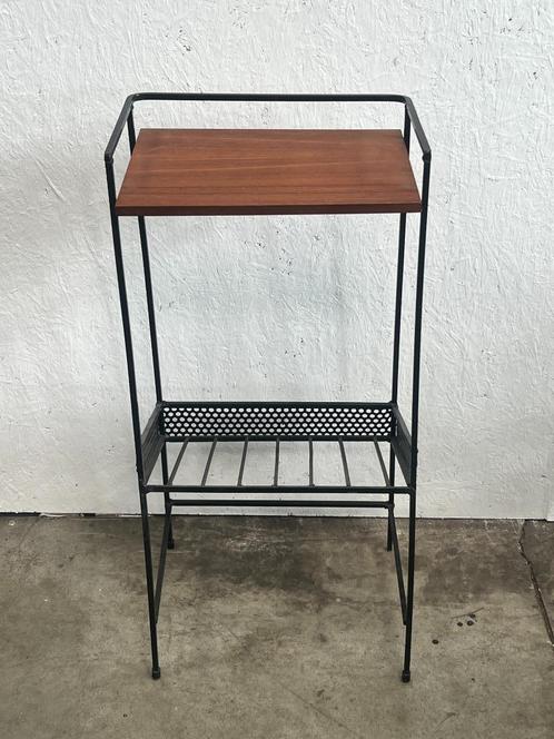 Vintage Hoge Bijzettafel, Lectuurmeubel. Teak En Metaal, 60s, Huis en Inrichting, Woonaccessoires | Overige, Gebruikt, Ophalen of Verzenden