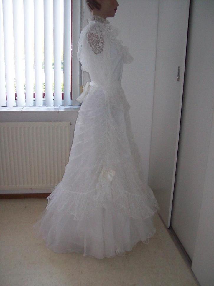 maat M, (40-42)  1x gedragen bruidsjurk - trouwjurk, 149 cm., Kleding | Dames, Trouwkleding en Trouwaccessoires, Gedragen, Trouwjurk