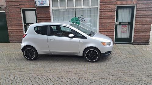 Mitsubishi Colt 1.3 3-DR 2009 Grijs, Auto's, Mitsubishi, Particulier, Colt, Benzine, C, Hatchback, Handgeschakeld, Origineel Nederlands