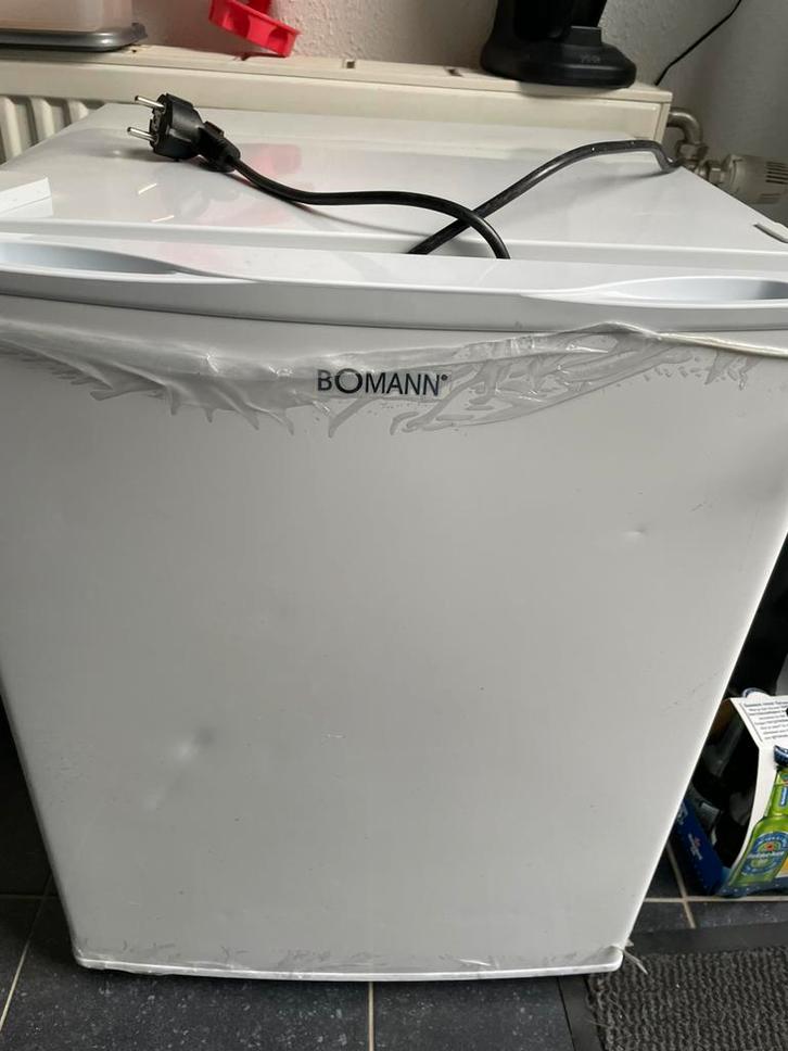 Bomann vriezer, nog geen 2 jaar oud!!, Witgoed en Apparatuur, Vriezers en Diepvrieskisten, Zo goed als nieuw, Minder dan 60 cm
