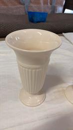 Wedgwood vaas, Ophalen, Overige kleuren, Aardewerk of Porselein, Zo goed als nieuw
