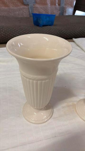Wedgwood vaas beschikbaar voor biedingen