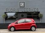 Toyota Aygo 1.0-12V | 5 Deurs | Airco | Dealer Onderhouden, Auto's, Voorwielaandrijving, Euro 5, Gebruikt, 4 stoelen