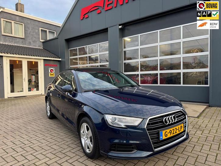Audi A3 Limousine 30 TFSI Pro Line / Pano / Leder / Cruise /, Auto's, Audi, Bedrijf, Te koop, A3, ABS, Airbags, Airconditioning