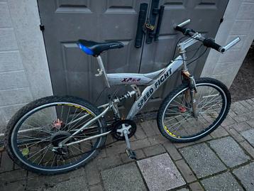 3 Mountainbikes - gratis, alles mee beschikbaar voor biedingen