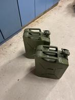 Twee Jerrycans - Groen, Ophalen, Gebruikt
