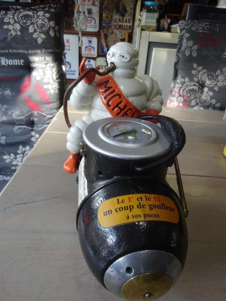 michelin compressor klein model 100 jaar oud,emaille bord, Antiek en Kunst, Antiek | Emaille, Ophalen of Verzenden