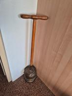 Antieke was stamper., Ophalen