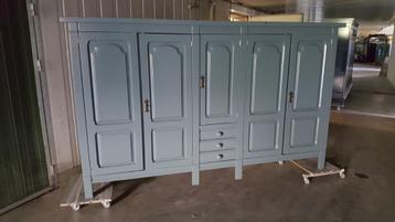 Brocante wandkasten, kamerkasten, buffetkasten, broodkasten beschikbaar voor biedingen