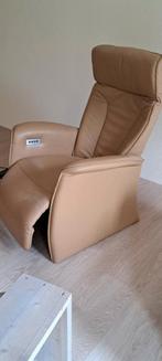 Elektrisch verstelbare stoel, zo goed als nieuw, leder., Huis en Inrichting, Fauteuils, Leer, Zo goed als nieuw, Ophalen