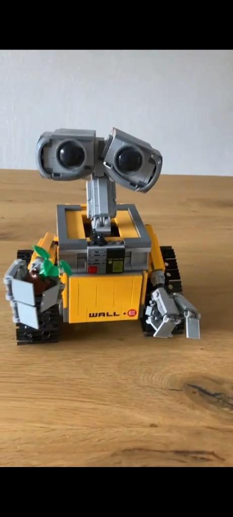 Disney Wall-e met 676 stukjes van Lepin, Verzamelen, Disney, Zo goed als nieuw, Beeldje of Figuurtje, Overige figuren, Ophalen of Verzenden