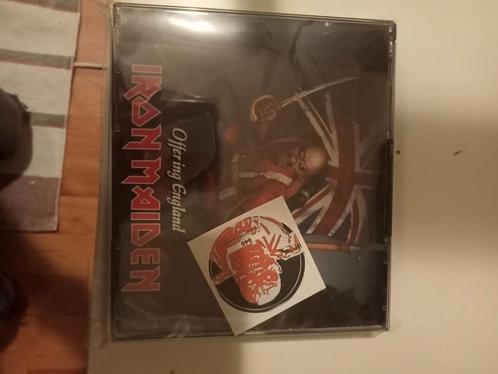 Iron Maiden - Offering England 4CD Boxset - Nieuw!, Cd's en Dvd's, Cd's | Hardrock en Metal, Nieuw in verpakking, Boxset, Ophalen of Verzenden