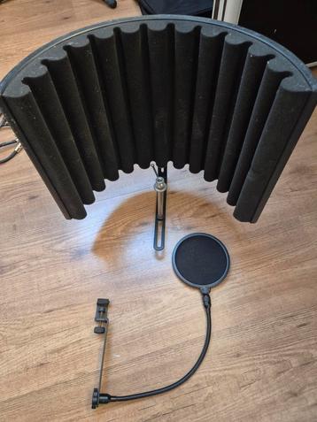 Zangscherm & Plopkap - Home Studio beschikbaar voor biedingen