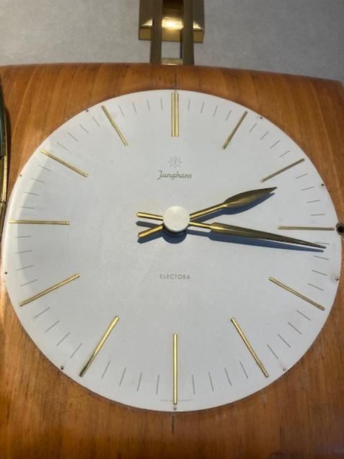 Junghans vintage wandklok, Antiek en Kunst, Antiek | Klokken, Ophalen of Verzenden
