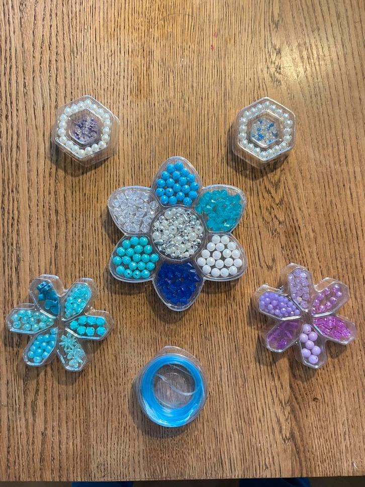 Kralen setje, ongeopend!, Hobby en Vrije tijd, Kralen en Sieraden maken, Nieuw, Kraal, Ophalen of Verzenden