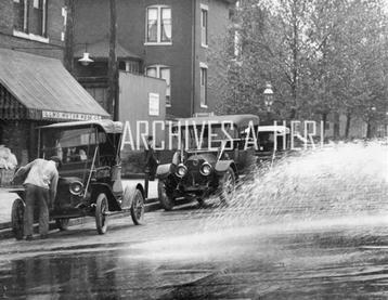 Illmo Motor Merchandise Company foto beschikbaar voor biedingen