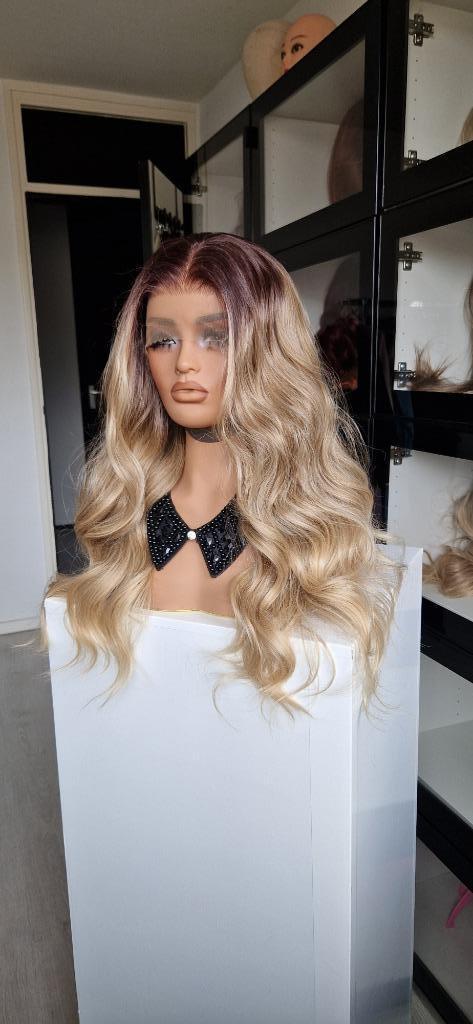 Luxe Lace Pruik: Uitgroei naar Blond en licht, Krul, Sieraden, Tassen en Uiterlijk, Uiterlijk | Haarverzorging, Nieuw, Pruik of Haarverlenging