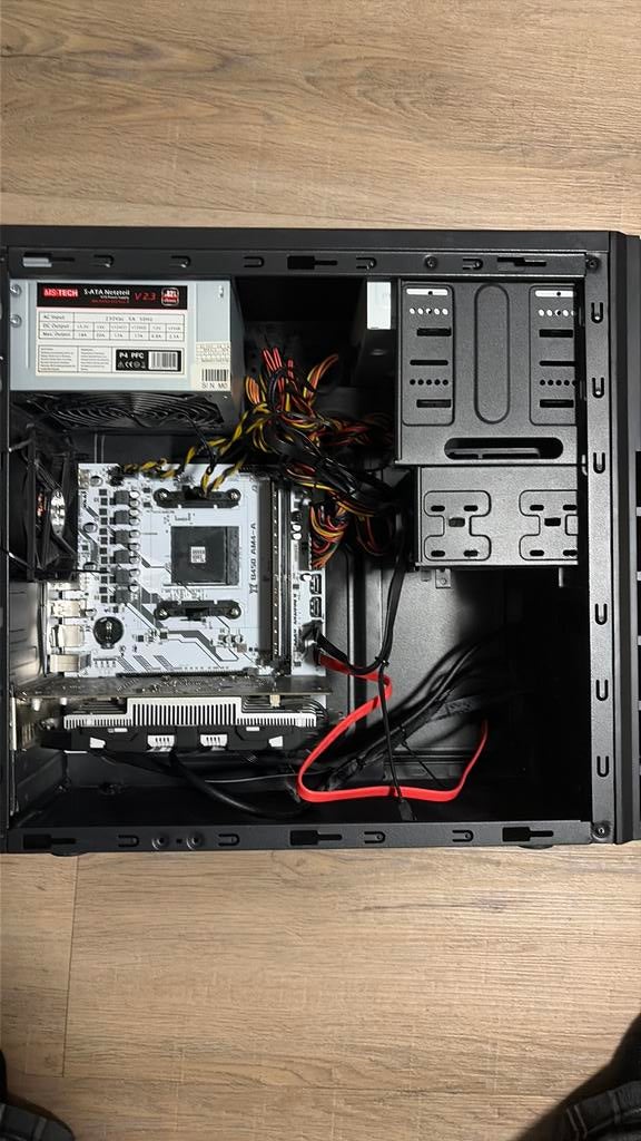 Pc niet compleet, Computers en Software, Ophalen, Zo goed als nieuw, 3 tot 4 Ghz, SSD
