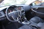 Volvo V40 1.5 T2 Momentum Automaat - PDC RONDOM + CAMERA - F, 4 cilinders, 700 kg, Leder en Stof, 122 pk