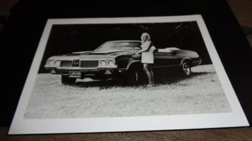 ZELDZAME GROTE USA Persfoto  OLDSMOBILE 442 Cabriolet , 1970 beschikbaar voor biedingen