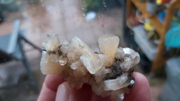 St09 Stilbiet Maharasthra India mineralen verzameling beschikbaar voor biedingen