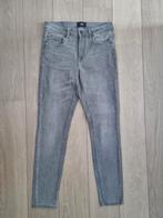 Vera moda mid rise skinny grijs mt s/30 NIEUW, Ophalen of Verzenden, Nieuw, Grijs, W28 - W29 (confectie 36)