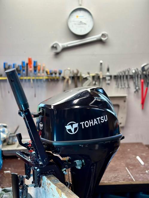 Tohatsu 8pk kortstaart ! 2 cilinder Zeer mooi ! Zie ook, Watersport en Boten, Buiten- en Binnenboordmotoren, Nieuw, Benzine, 30 pk of meer