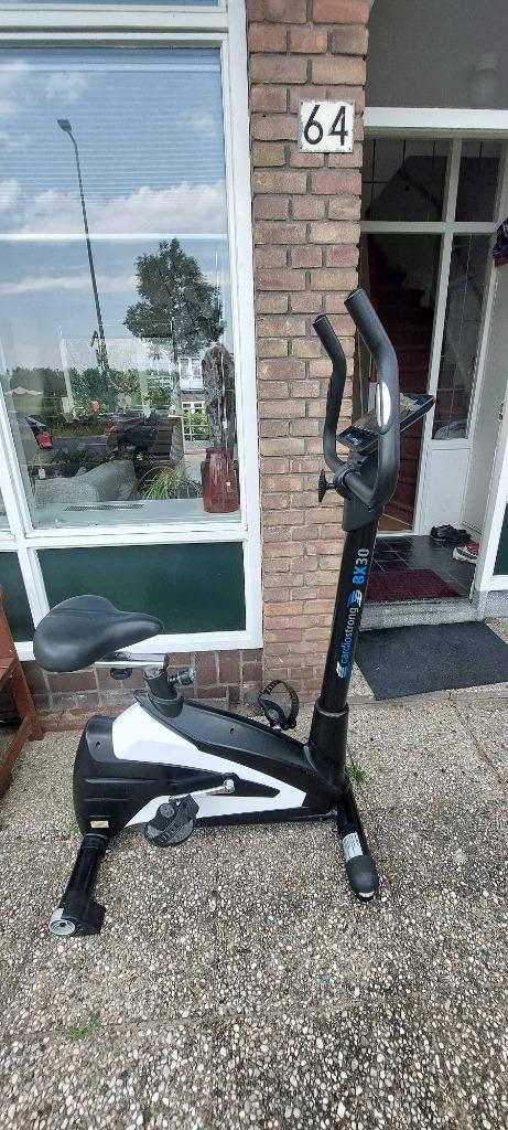 hometrainer, Sport en Fitness, Fitnessapparatuur, Zo goed als nieuw, Hometrainer, Benen, Metaal, Ophalen