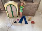 Oude barbie kledingkast, Kinderen en Baby's, Speelgoed | Poppen, Ophalen of Verzenden