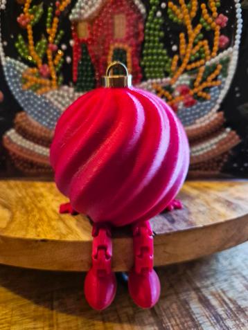 Kerstbal met flexibele beentjes beschikbaar voor biedingen