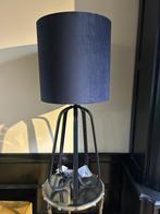 Zwarte moderne lampenvoet, Huis en Inrichting, Lampen | Tafellampen, Ophalen, Overige materialen, 50 tot 75 cm, Nieuw