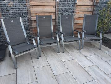 Set van twee of vier Hartman Primo standenstoelen beschikbaar voor biedingen
