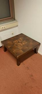 Vintage salontafel met keramisch tegelblad, Huis en Inrichting, Gebruikt, 50 tot 100 cm, Minder dan 50 cm, Rechthoekig