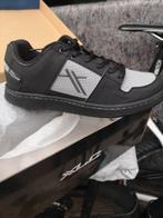 XLC SCHOENEN, Ophalen, Nieuw, Zwart
