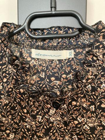 Prachtige zwart/bruine  Bloemen Blouse - Azamour - XL beschikbaar voor biedingen