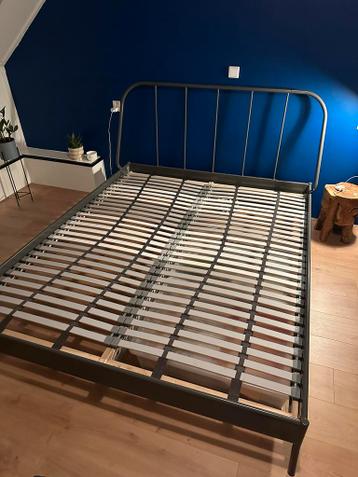 Kopardal bedframe 160x200 + lattenbodems - afbeelding 1