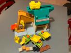 Vintage Fisher price 942 lift & load depot, Gebruikt, Ophalen of Verzenden