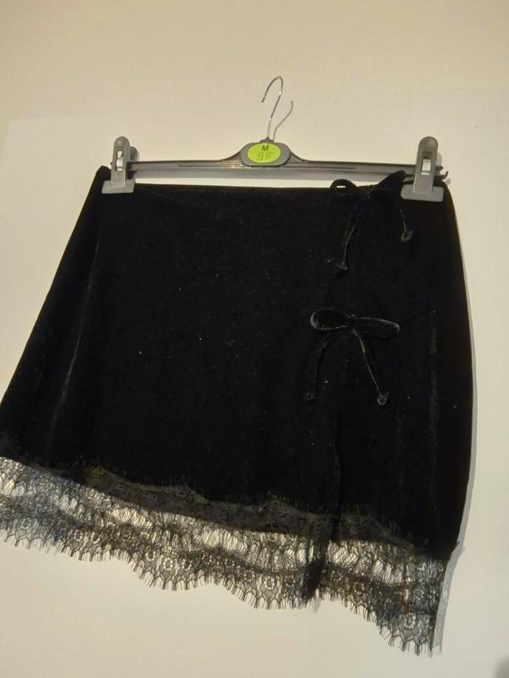 Nieuw velours rokje - Maat S, Kleding | Dames, Rokken, Nieuw, Maat 36 (S), Zwart, Boven de knie, Ophalen of Verzenden