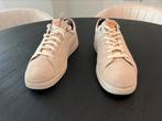 Sneakers Uggs maat 45 suede beige, Ophalen of Verzenden, Zo goed als nieuw, Overige kleuren