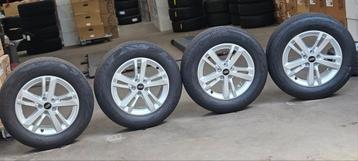 Nette 17" Orig Audi Q3 Velgen+GOEDE A merk Winterbanden  beschikbaar voor biedingen
