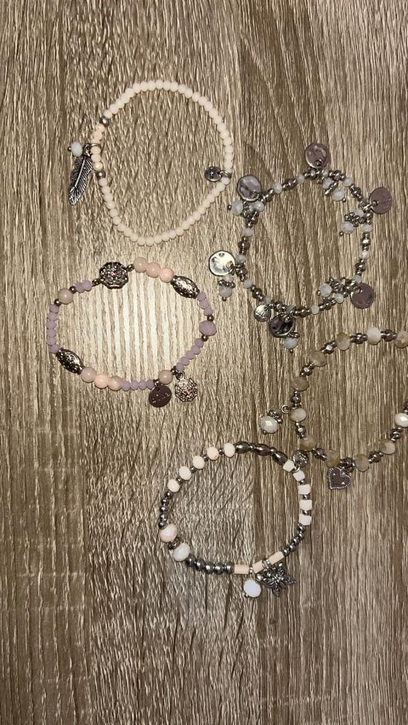 Biba Armbandjes Set, Sieraden, Tassen en Uiterlijk, Armbanden, Nieuw, Elastiek, Overige kleuren, Met bedels of kralen, Ophalen of Verzenden